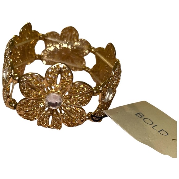 BOLD elements Jewelry - Gold Floral Bracelet